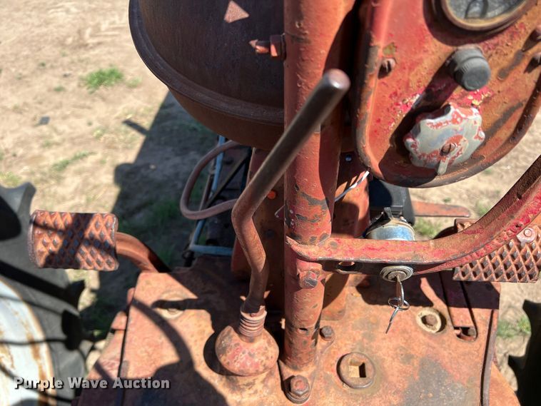 image for item DR1375 International M  tractor