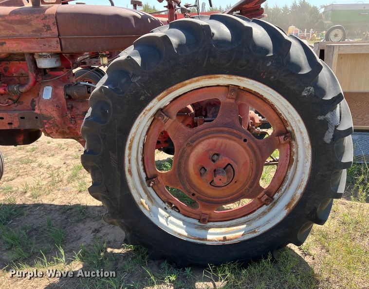 image for item DR1375 International M  tractor