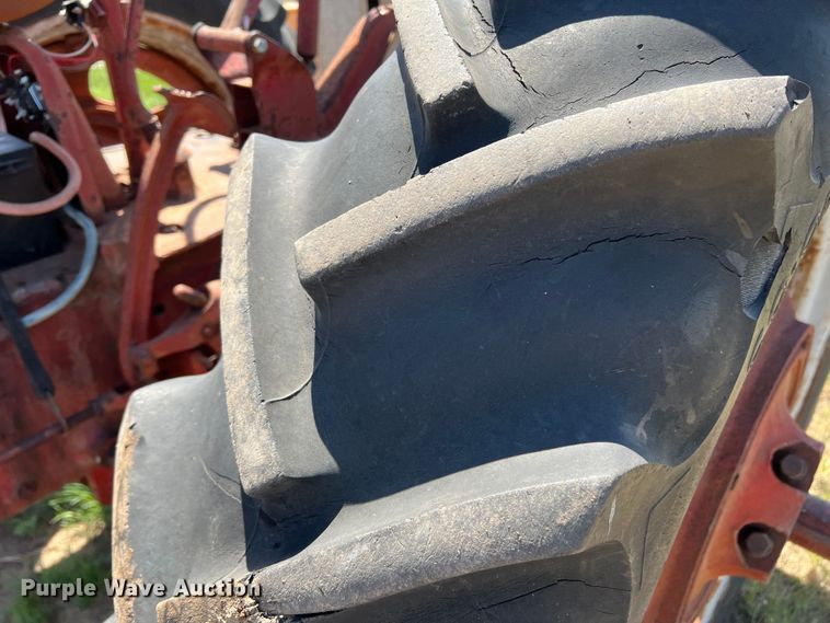 image for item DR1375 International M  tractor