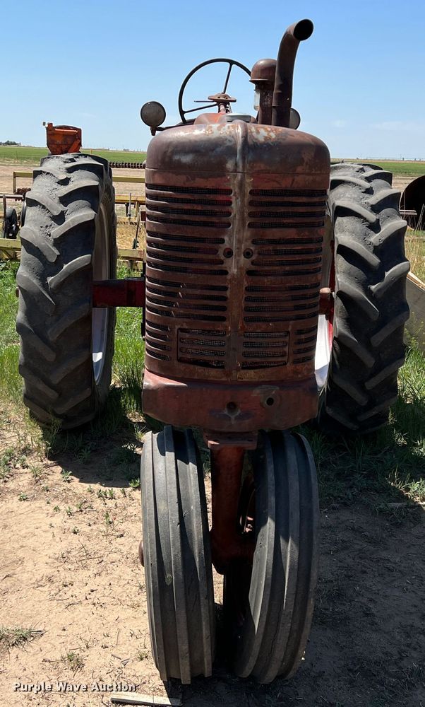 image for item DR1376 International M  tractor