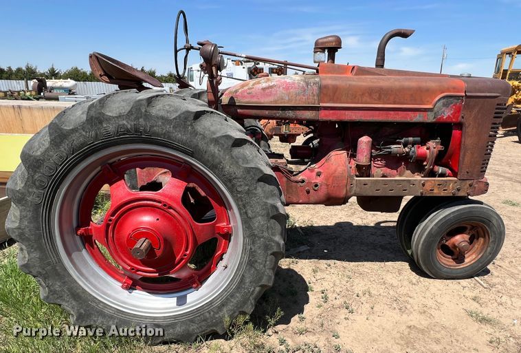 image for item DR1376 International M  tractor