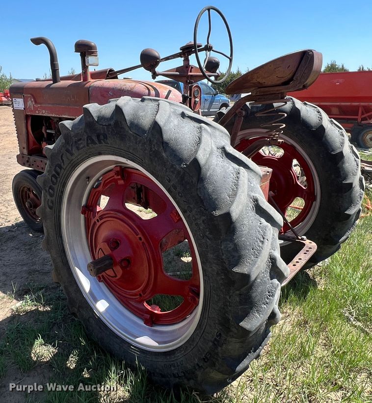 image for item DR1376 International M  tractor