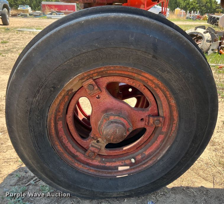 image for item DR1376 International M  tractor