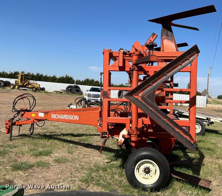 image for item DR1398 Richardson AE-43  sweep plow