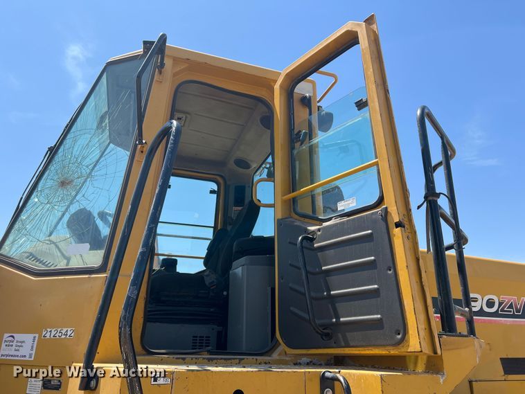 image for item DR1406 Kawasaki 90ZV-2  wheel loader