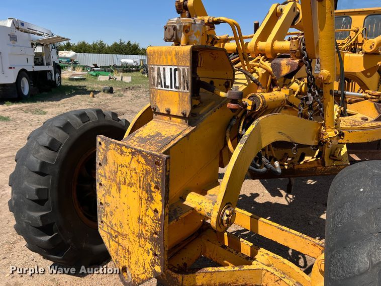 image for item DR1409 Galion T500  rigid frame motor grader