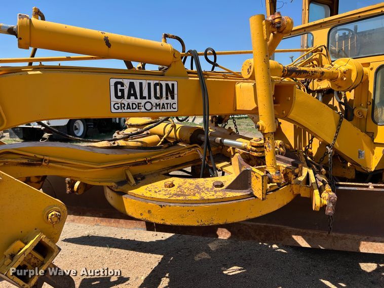image for item DR1409 Galion T500  rigid frame motor grader
