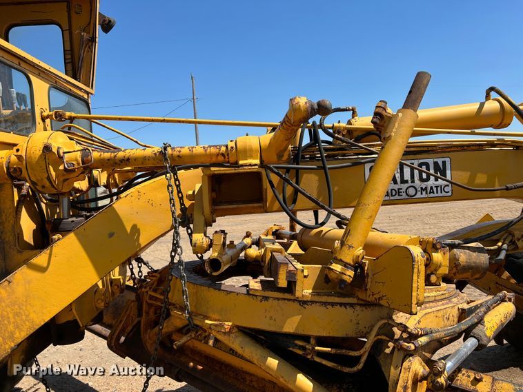 image for item DR1409 Galion T500  rigid frame motor grader