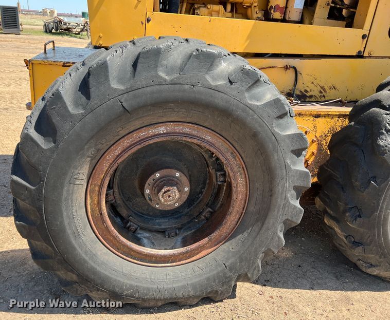 image for item DR1409 Galion T500  rigid frame motor grader