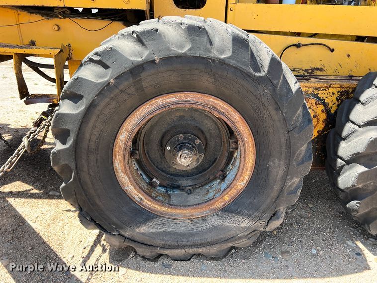 image for item DR1409 Galion T500  rigid frame motor grader