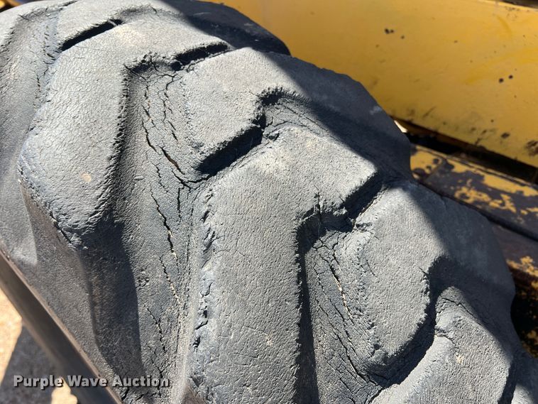 image for item DR1409 Galion T500  rigid frame motor grader