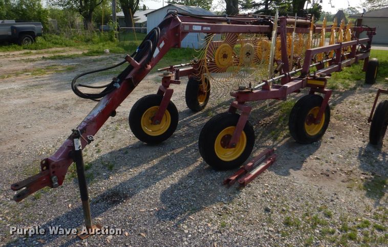 image for item KD9050 New Holland HT154  hay rake