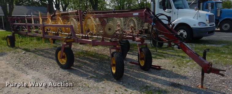 image for item KD9050 New Holland HT154  hay rake