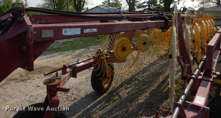 image for item KD9050 New Holland HT154  hay rake