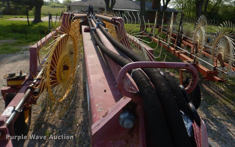 image for item KD9050 New Holland HT154  hay rake