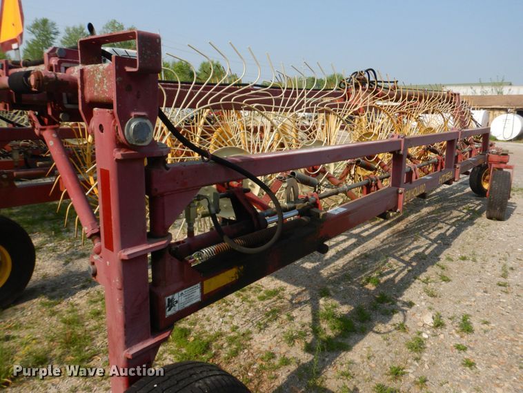 image for item KD9050 New Holland HT154  hay rake