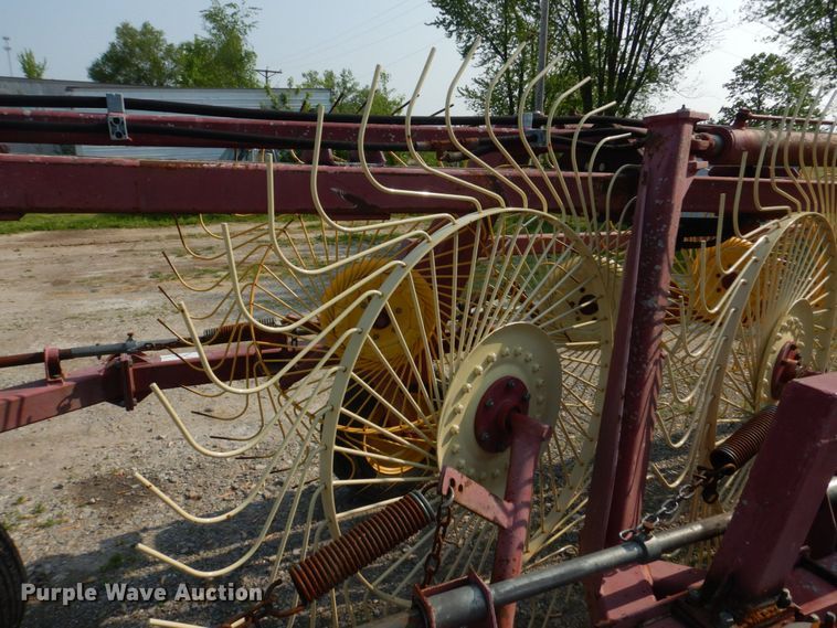 image for item KD9050 New Holland HT154  hay rake