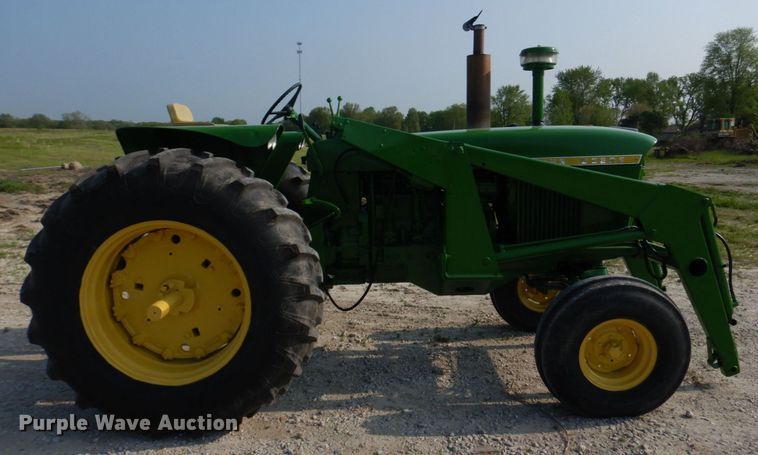 image for item KD9051 1964 John Deere 4020  tractor