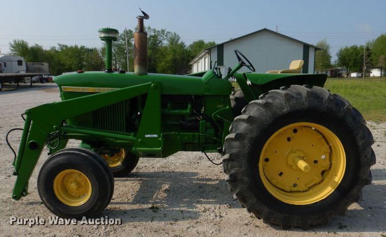 image for item KD9051 1964 John Deere 4020  tractor