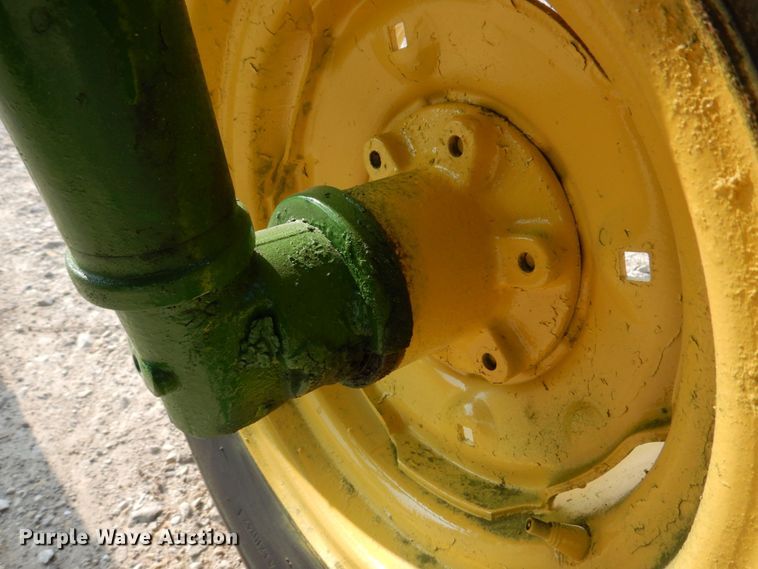 image for item KD9051 1964 John Deere 4020  tractor