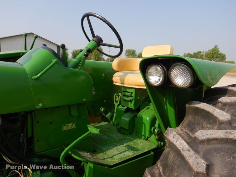 image for item KD9051 1964 John Deere 4020  tractor