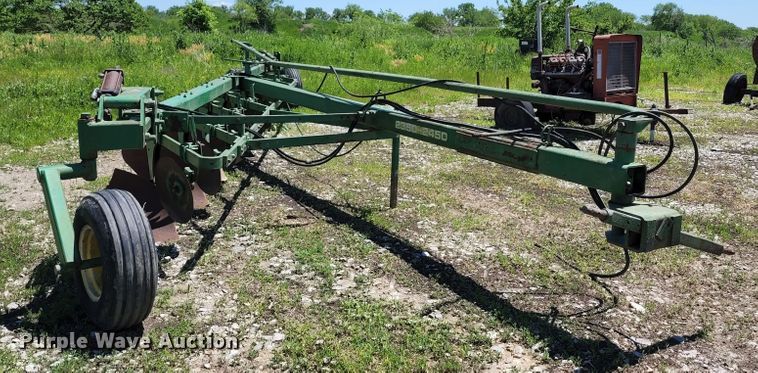 image for item KF9012 John Deere  eight bottom plow