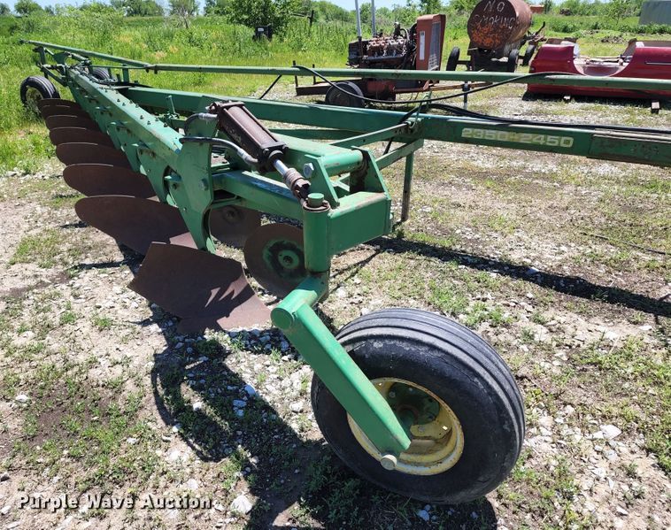 image for item KF9012 John Deere  eight bottom plow