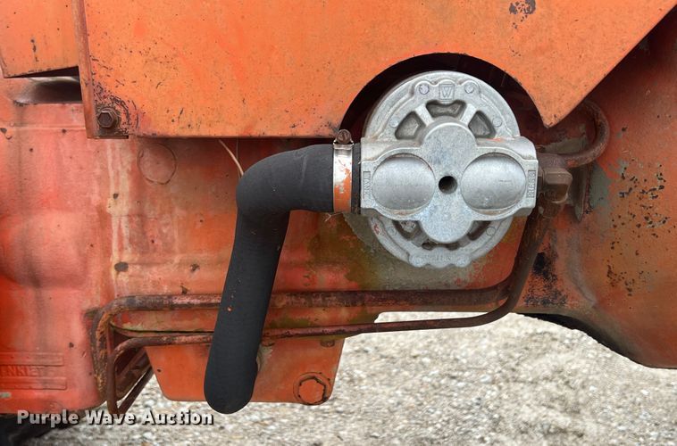 image for item KN9548 Allis Chalmers 170  tractor