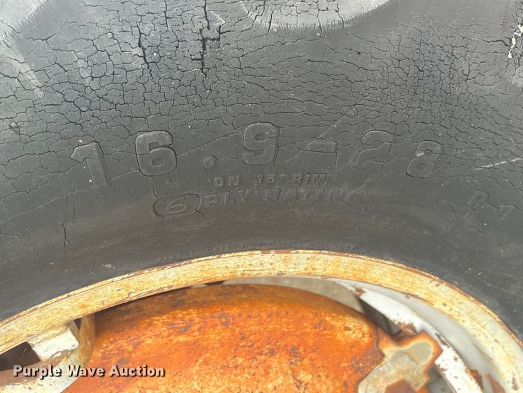 image for item KN9548 Allis Chalmers 170  tractor