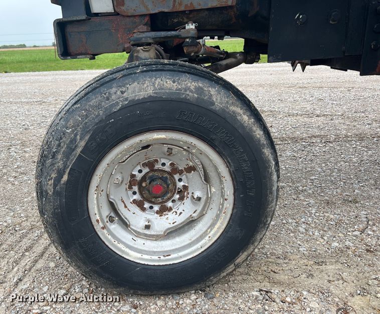 image for item KN9549 White 2-85  tractor