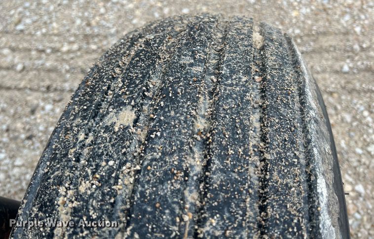 image for item KN9549 White 2-85  tractor