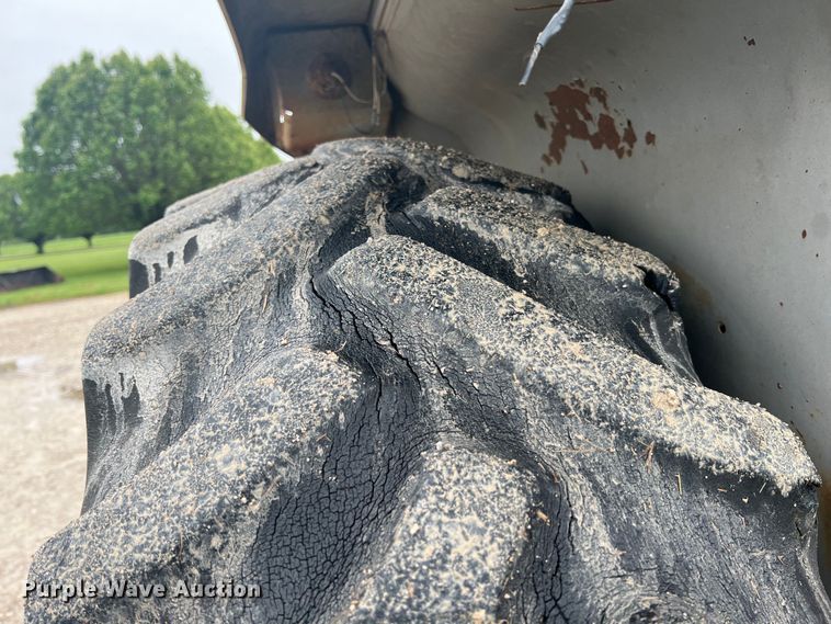 image for item KN9549 White 2-85  tractor