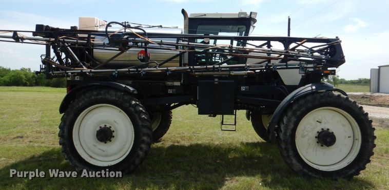 image for item KP9081 Willmar Eagle 8500  sprayer