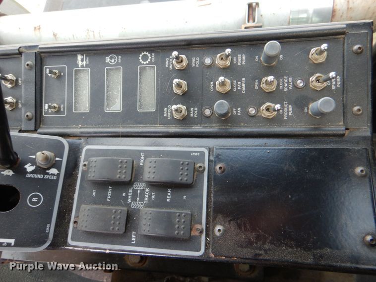 image for item KP9081 Willmar Eagle 8500  sprayer