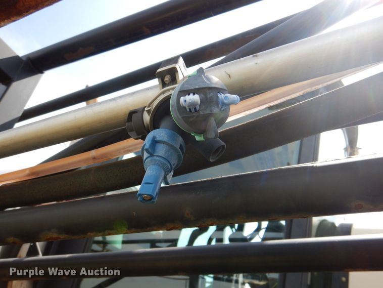 image for item KP9081 Willmar Eagle 8500  sprayer