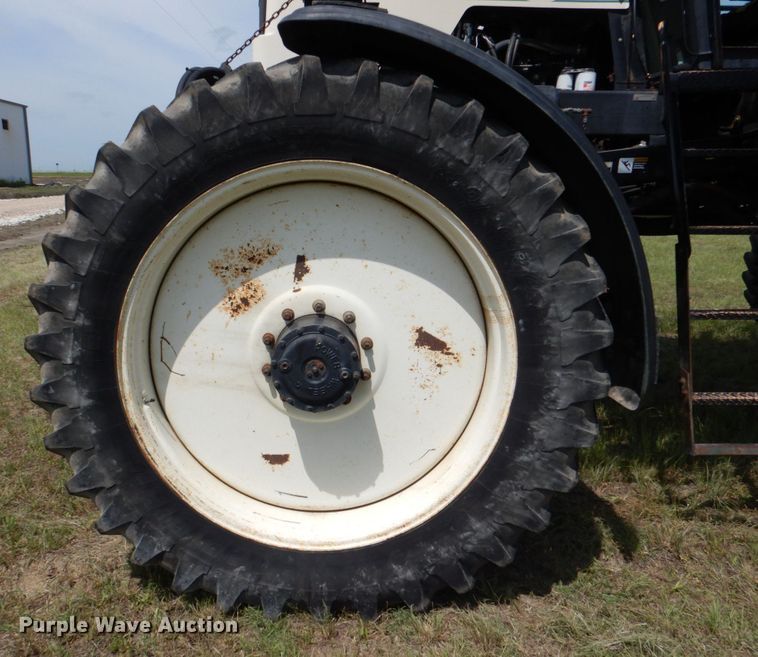 image for item KP9081 Willmar Eagle 8500  sprayer