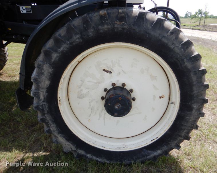 image for item KP9081 Willmar Eagle 8500  sprayer