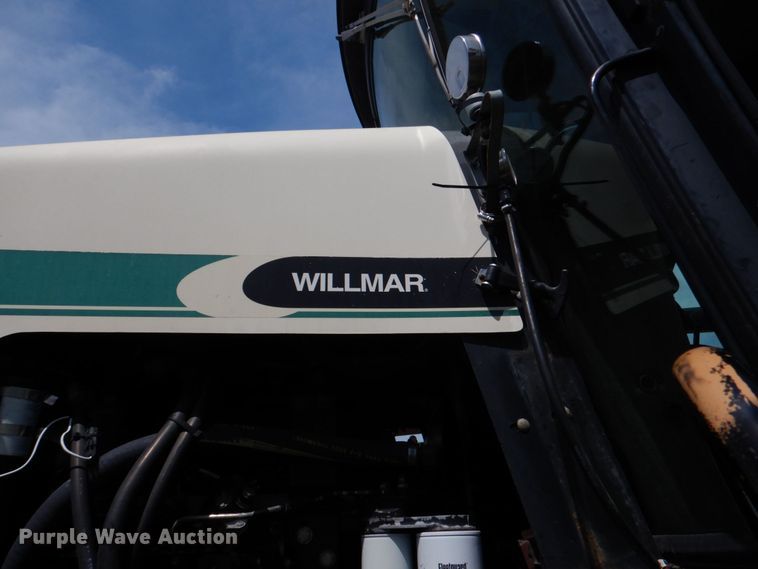 image for item KP9081 Willmar Eagle 8500  sprayer