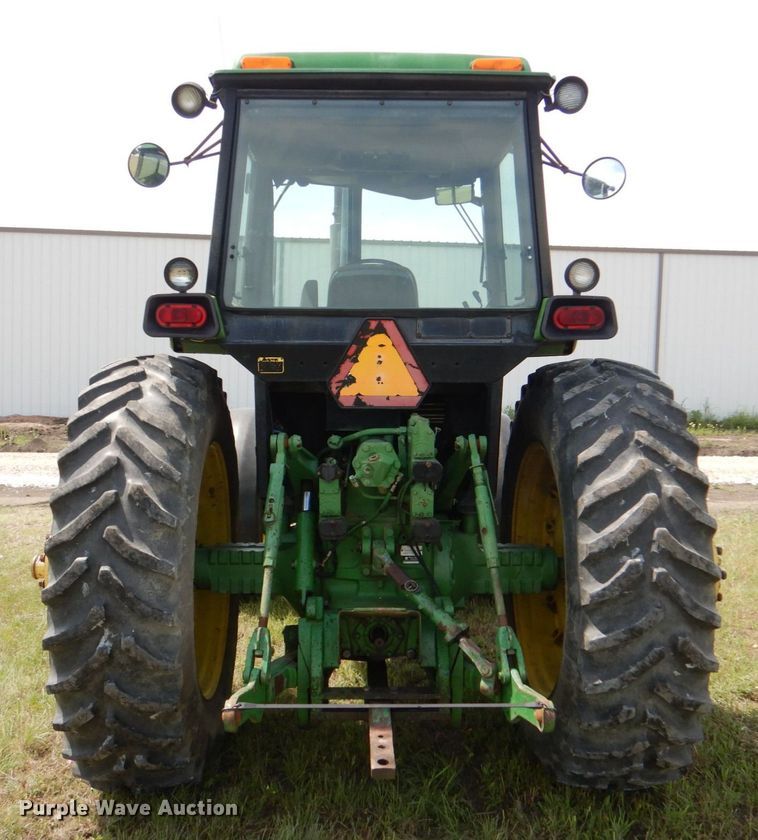 image for item KP9082 1988 John Deere 4650  MFWD tractor