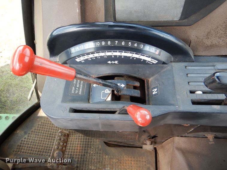 image for item KP9082 1988 John Deere 4650  MFWD tractor