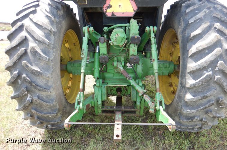 image for item KP9082 1988 John Deere 4650  MFWD tractor