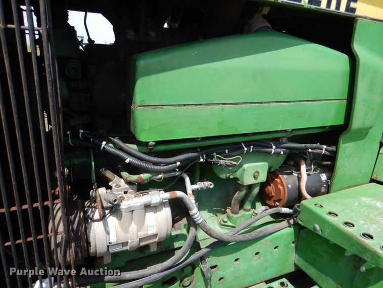 image for item KP9082 1988 John Deere 4650  MFWD tractor