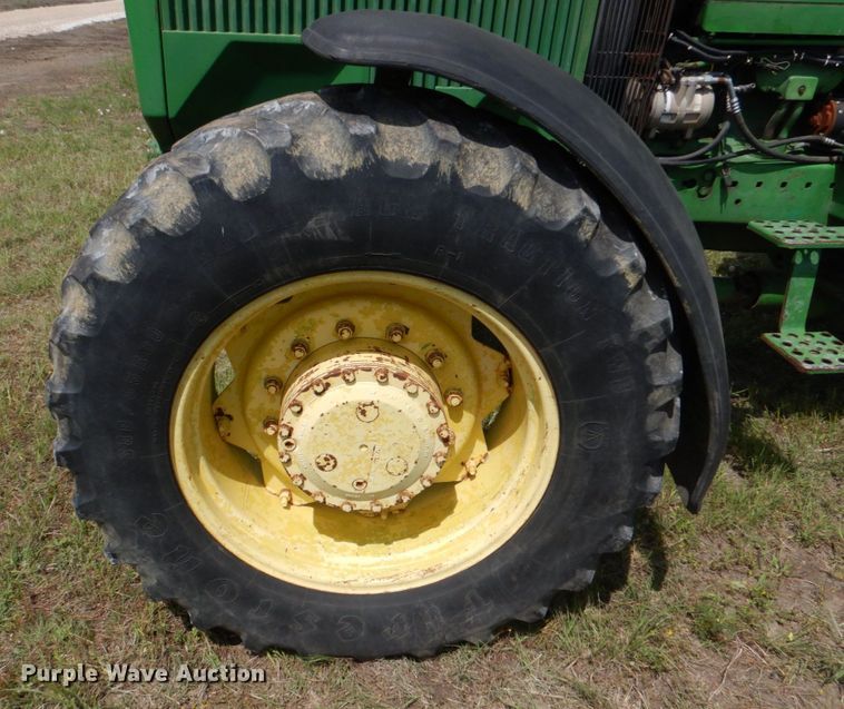 image for item KP9082 1988 John Deere 4650  MFWD tractor