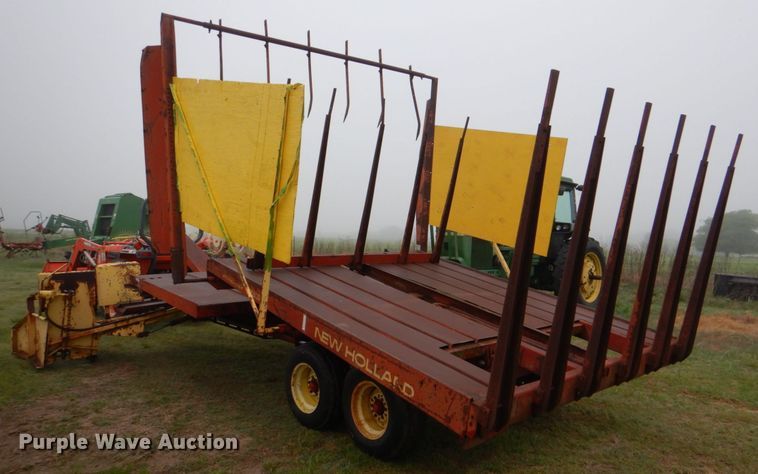 image for item KP9150 New Holland Stackliner 1033  bale stacker