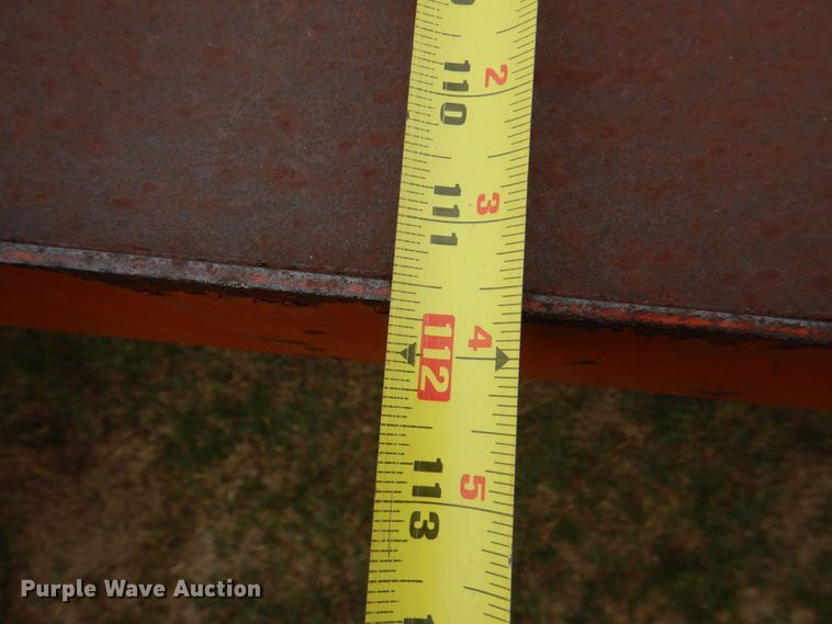 image for item KP9150 New Holland Stackliner 1033  bale stacker