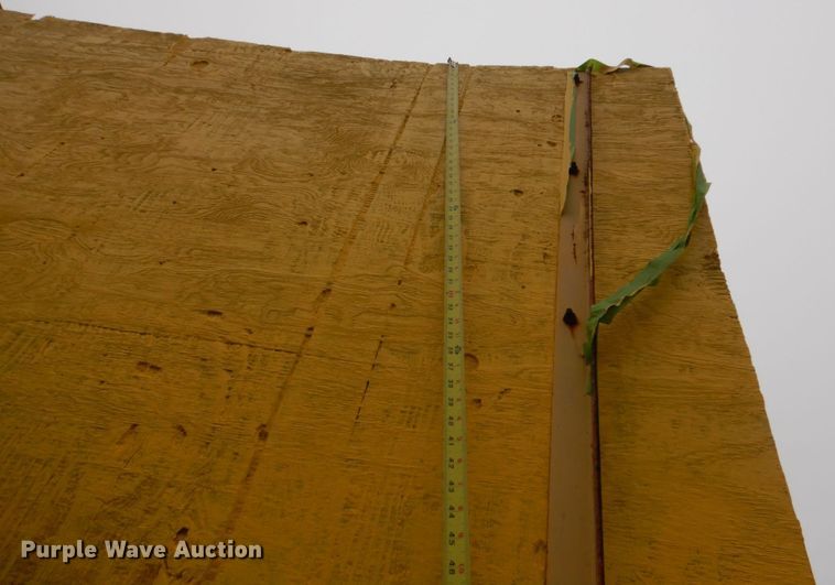 image for item KP9150 New Holland Stackliner 1033  bale stacker