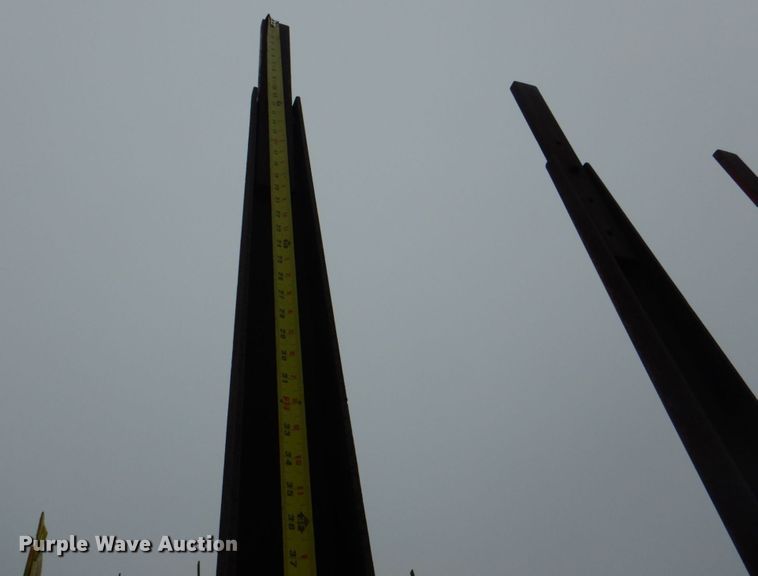 image for item KP9150 New Holland Stackliner 1033  bale stacker