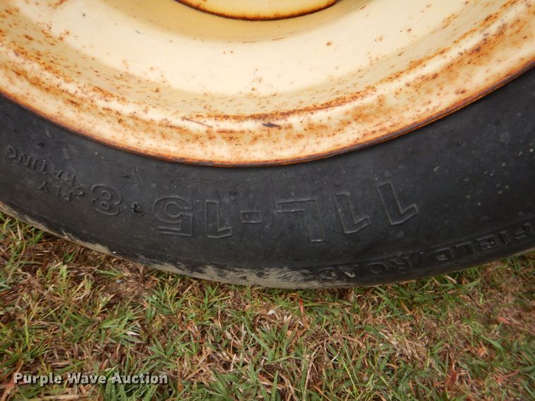 image for item KP9150 New Holland Stackliner 1033  bale stacker