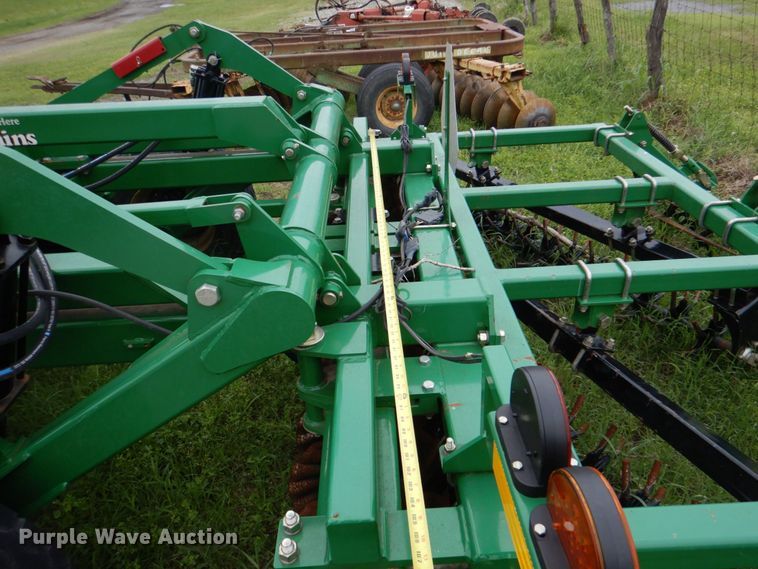 image for item KP9151 Great Plains 1000 Turbo-Max  vertical tillage