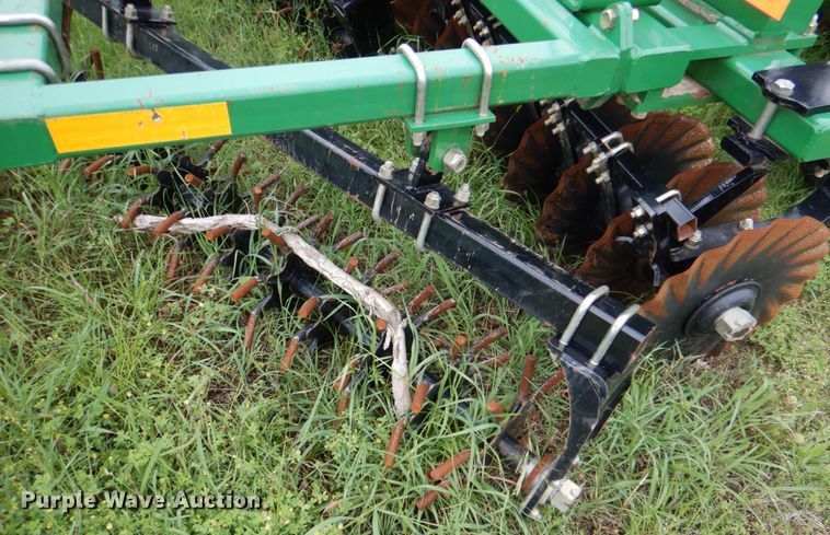 image for item KP9151 Great Plains 1000 Turbo-Max  vertical tillage